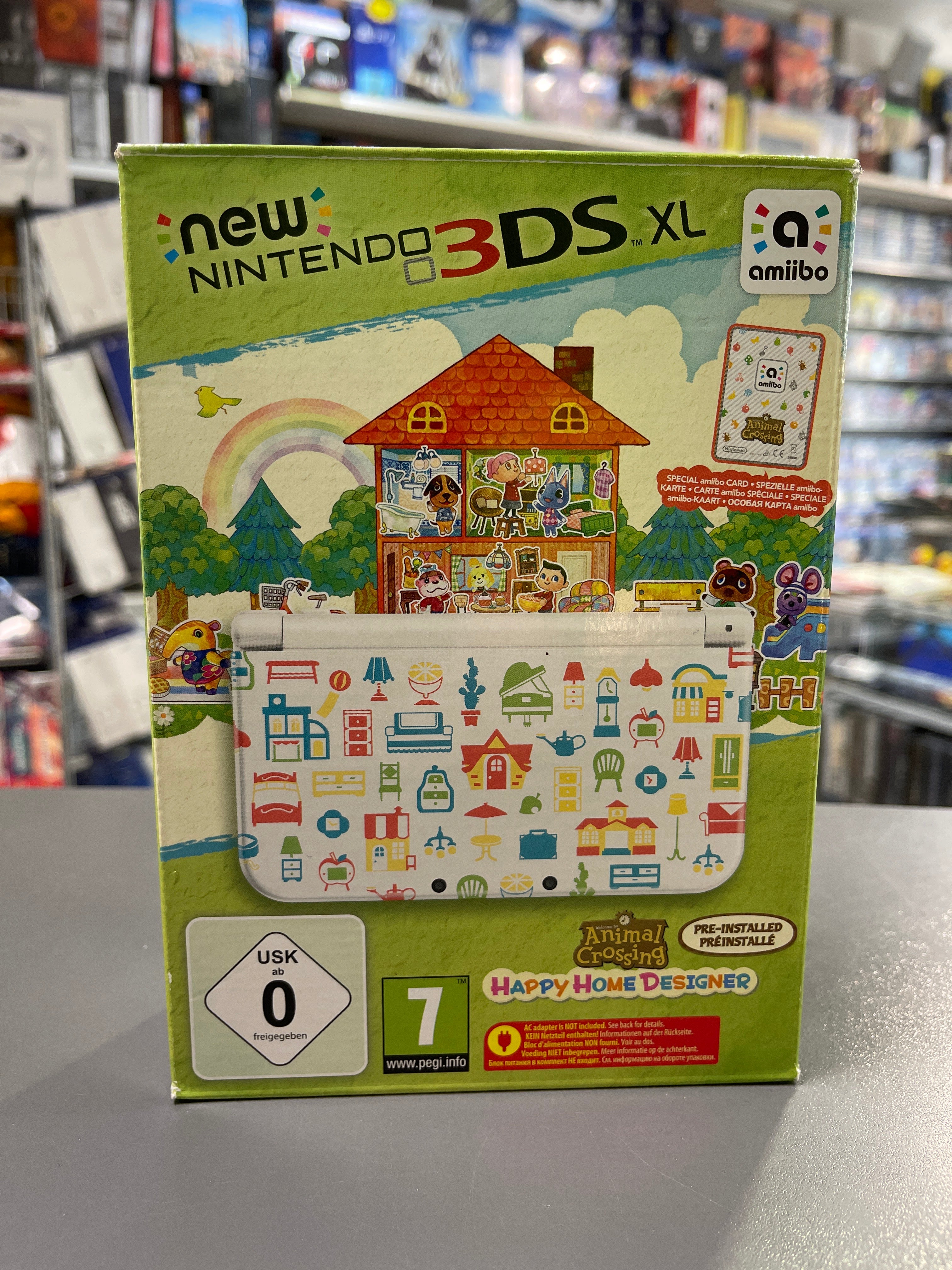 New Nintendo 3DS XL - Konsole (Special Edition) + Animal Crossing: Happy Home Designer *gebraucht