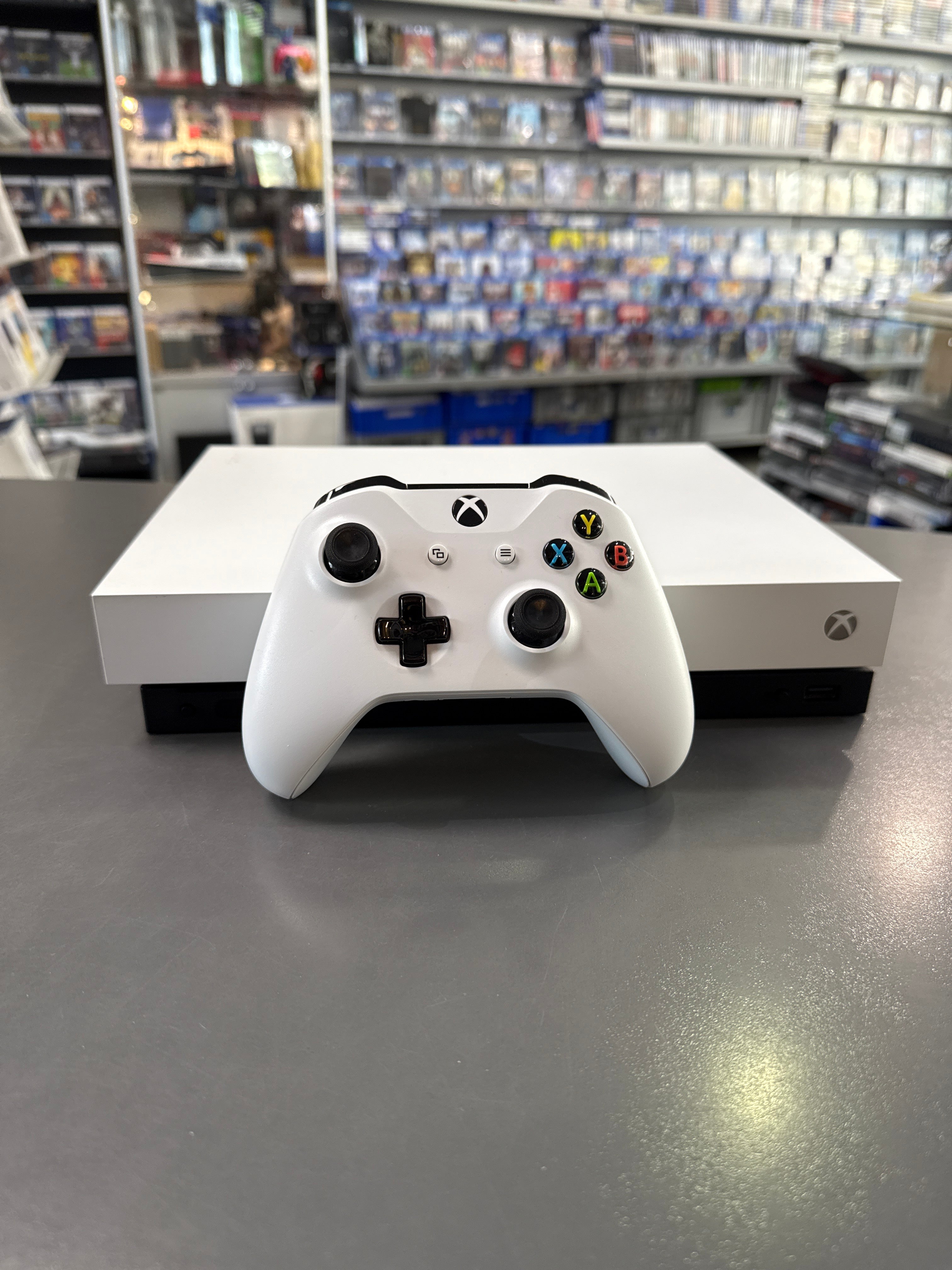 Xbox One X 1TB Konsole White Special Edition *gebraucht