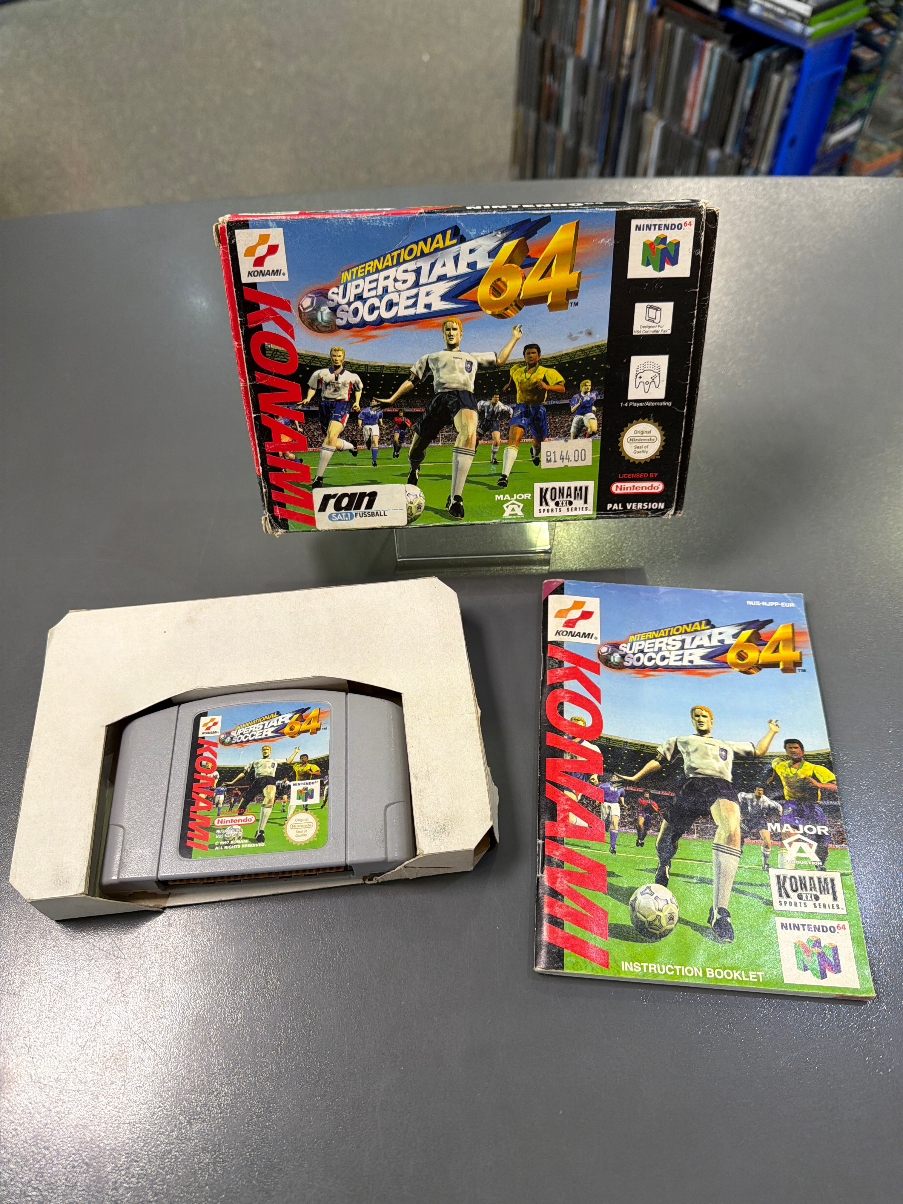 International Superstar Soccer 64 N64 OVP *gebraucht