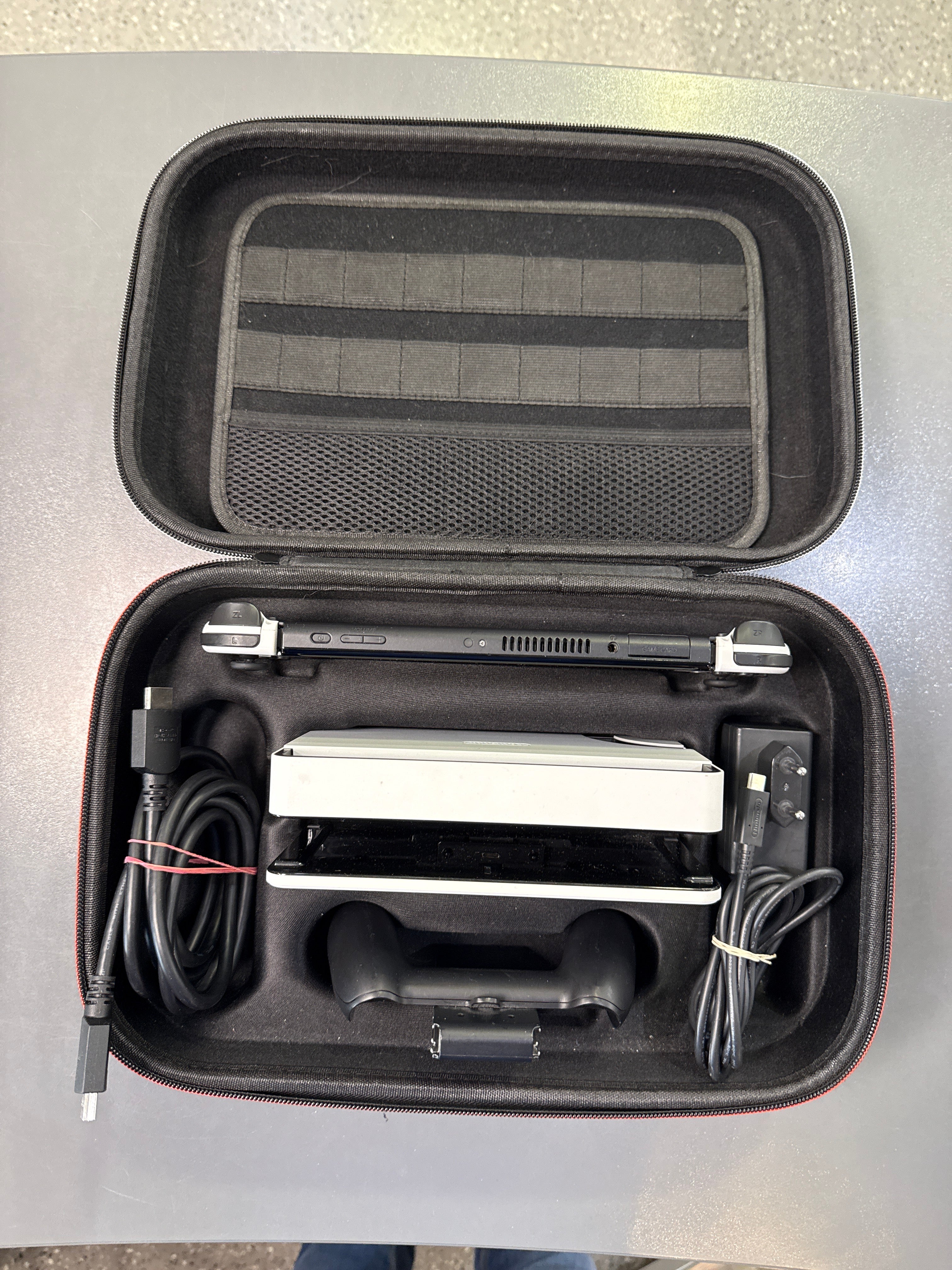 Nintendo Switch-Konsole OLED-Modell weiss mit Zubehör *gebraucht*