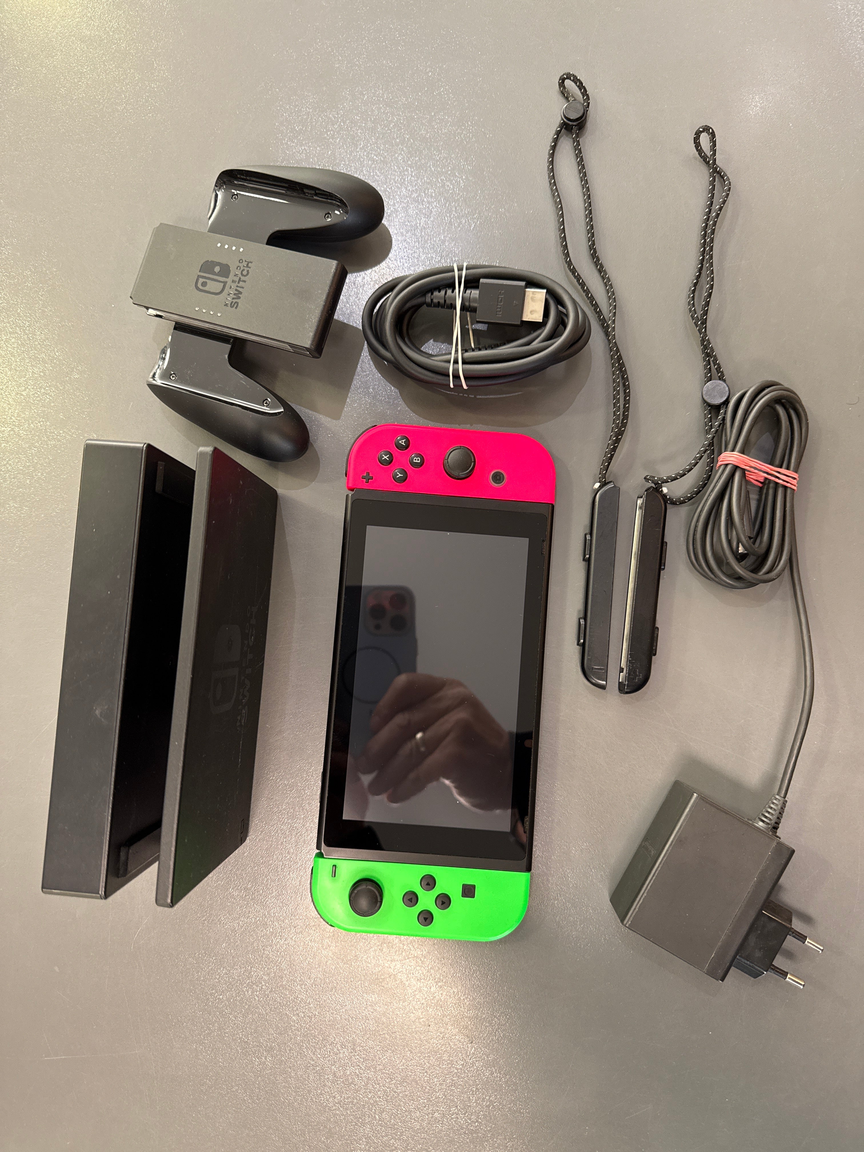 Nintendo Switch-Konsole Joy-Cons Neon Grün/Pink *gebraucht