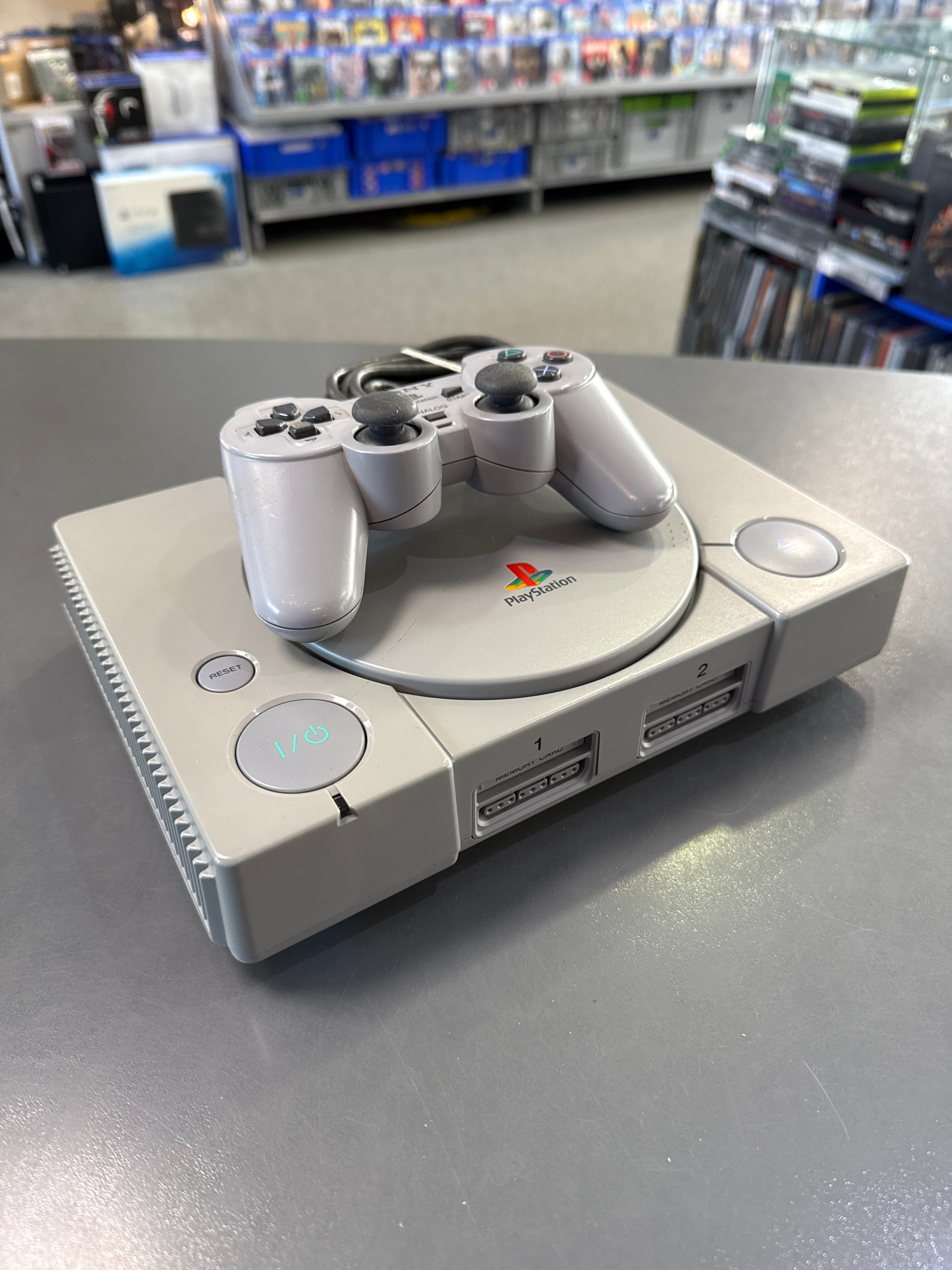 Playstation 1 Konsole SCPH-7002 *gebraucht