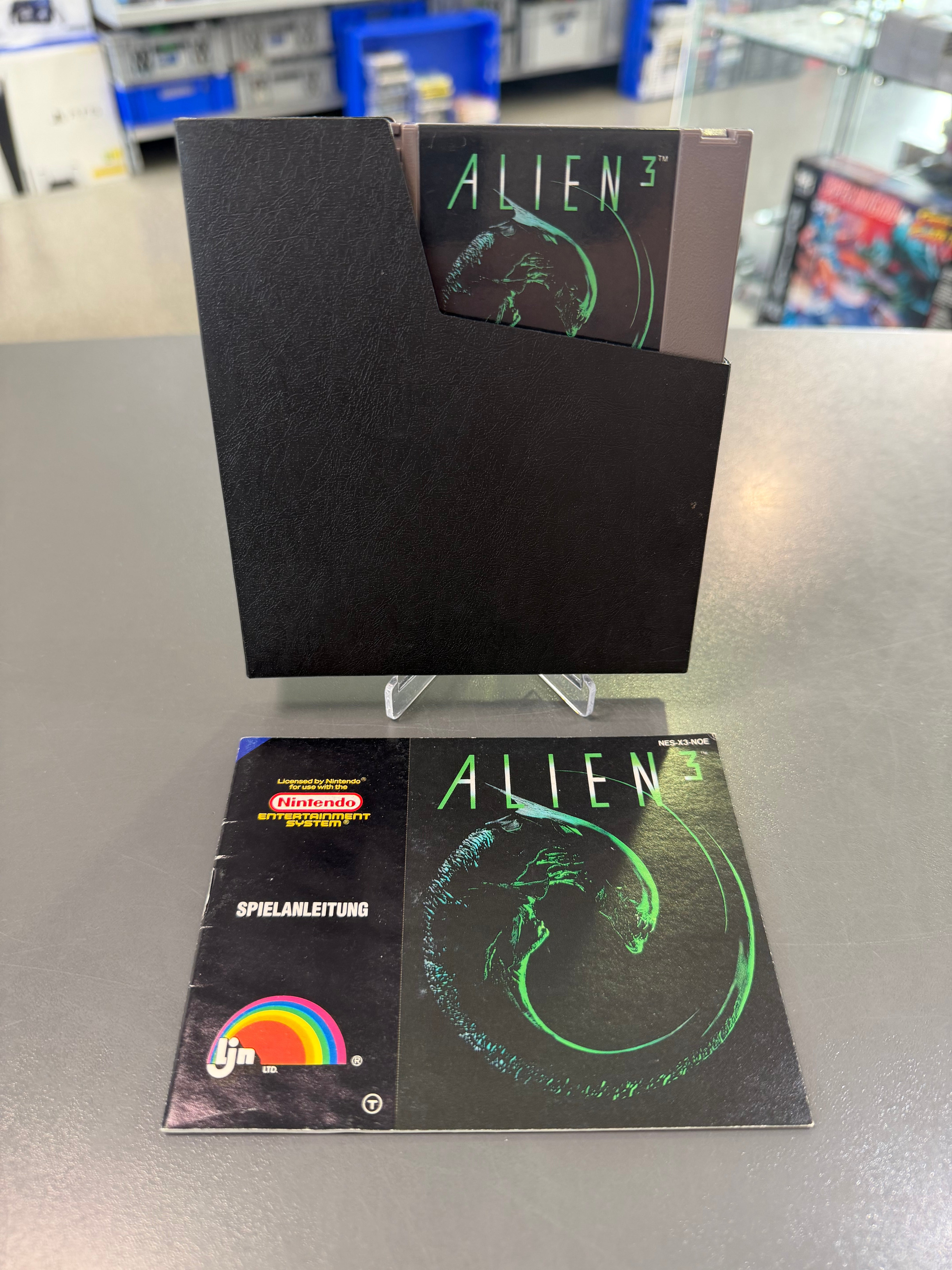Alien 3 für Nintendo NES mit Schuber und Anleitung – klassisches 8-Bit-Actionspiel mit Sci-Fi-Horror, Xenomorph-Bedrohung, Retro-Gameplay und Sammlerwert