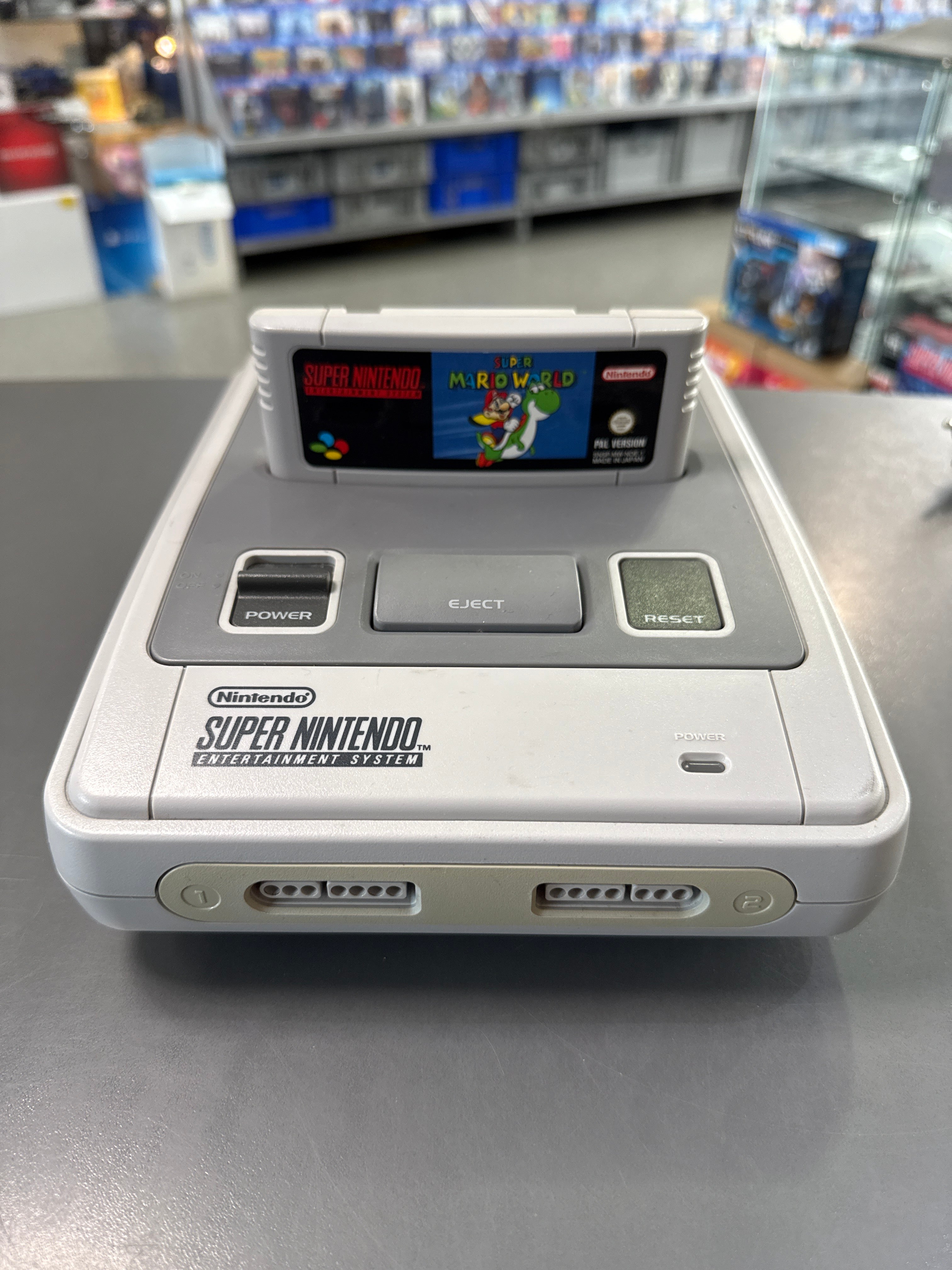 Super Nintendo Konsole 16 bit inkl. Spiel Super Mario World (Ohne OVP) *gebraucht