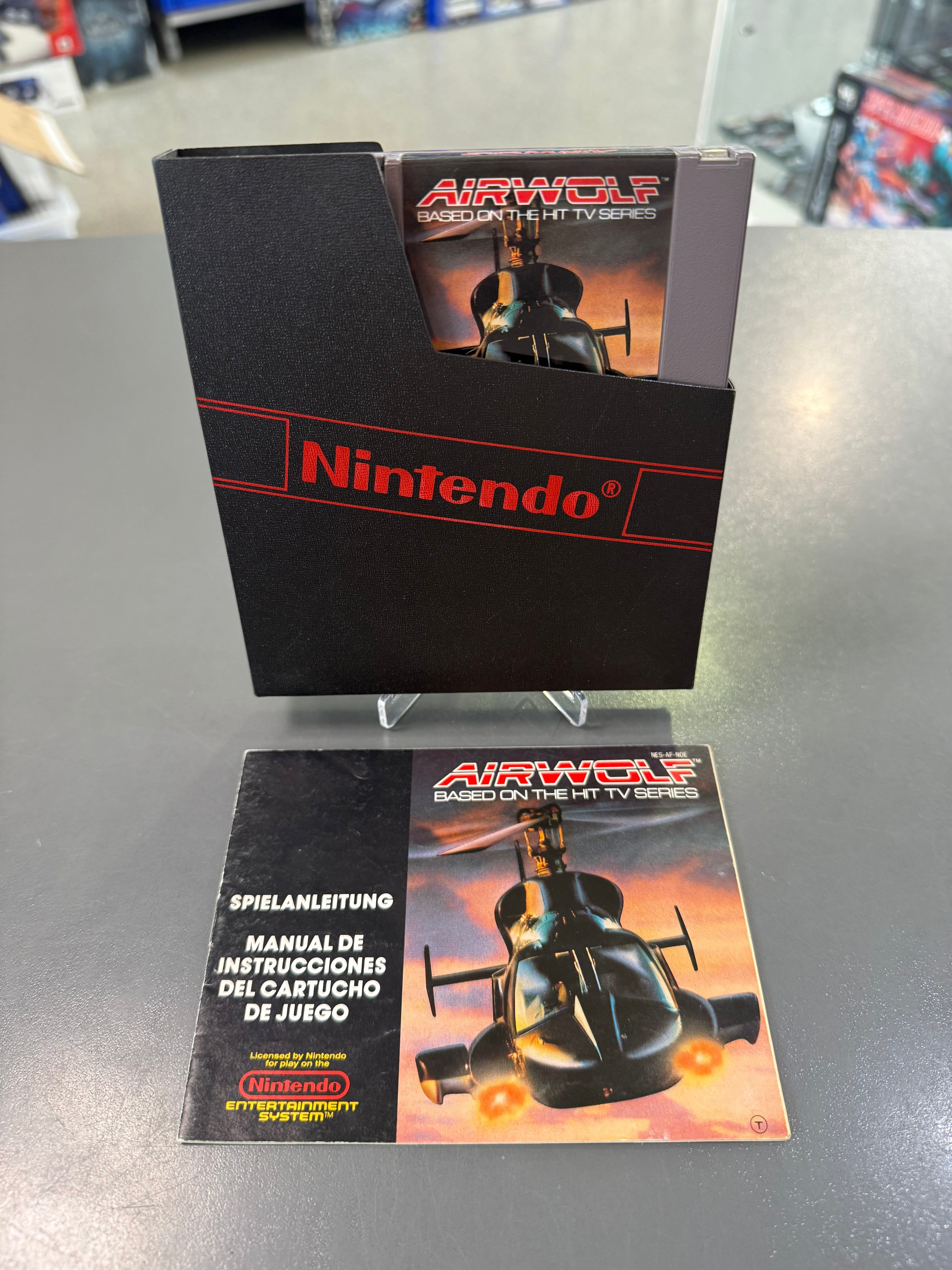 Airwolf für Nintendo NES mit Schuber und Anleitung – klassisches 8-Bit-Actionspiel mit Helikopter-Missionen, Retro-Gameplay, TV-Serien-Bezug und Sammlerwert
