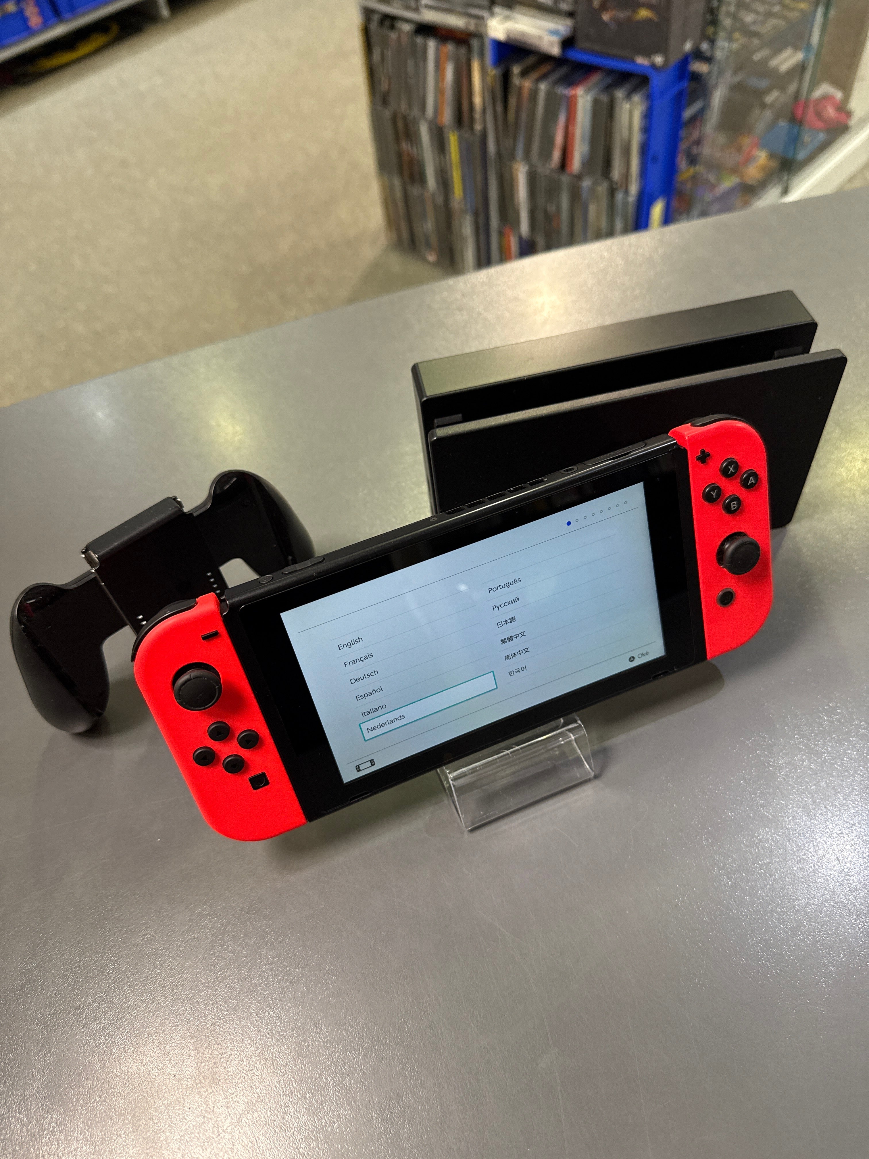 Nintendo Switch-Konsole Joy-Cons Rot *gebraucht*