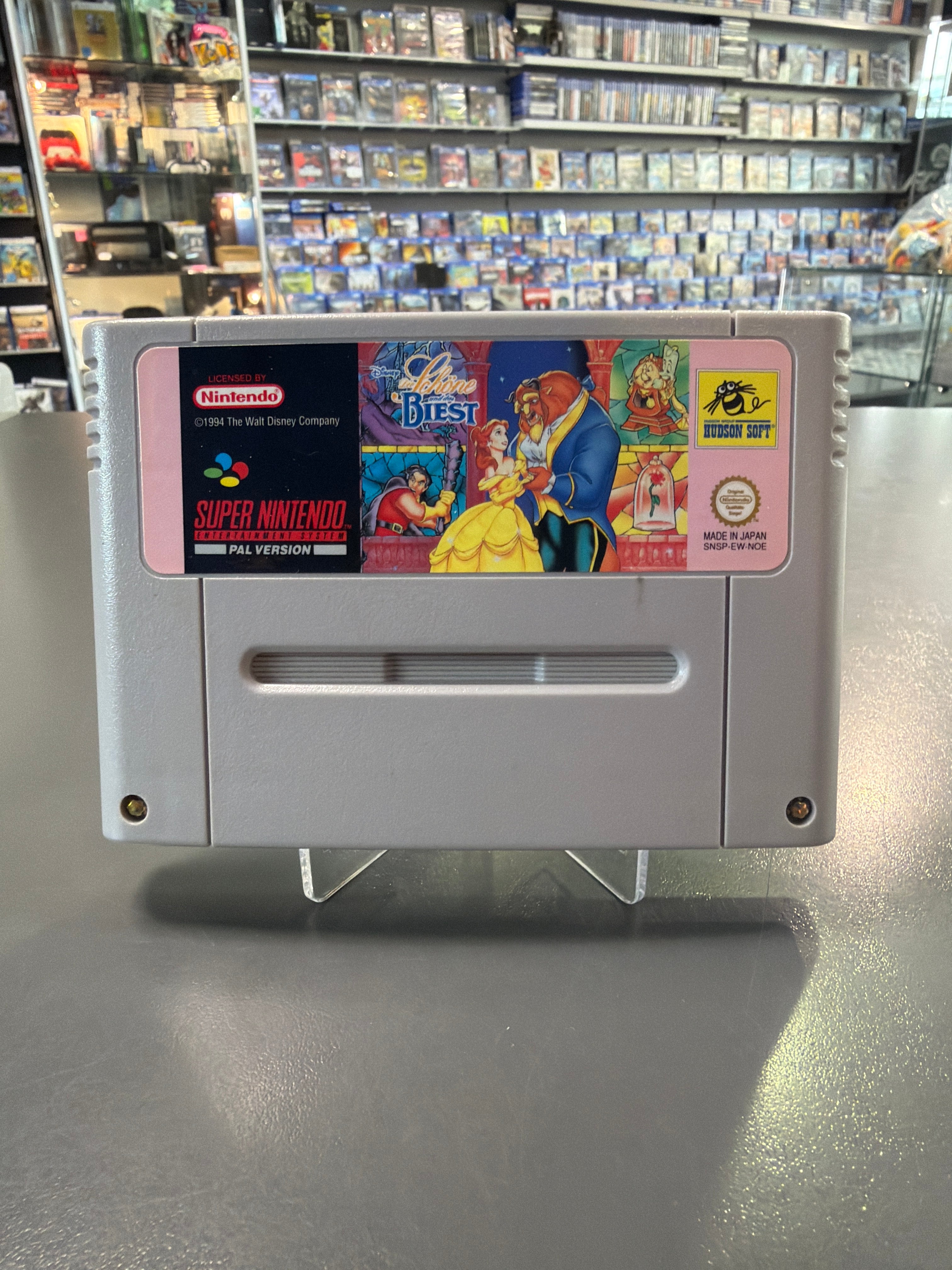 Disney Die Schöne und das Biest Super Nintendo SNES PAL Modul in gebrauchtem Zustand mit originalem Label.