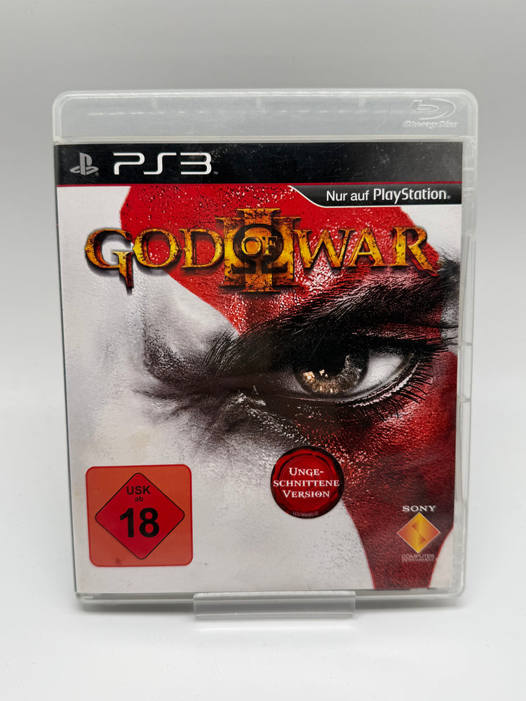 God of War III für PlayStation 3 mit Kratos in einer epischen Kampfszene gegen mythologische Götter.