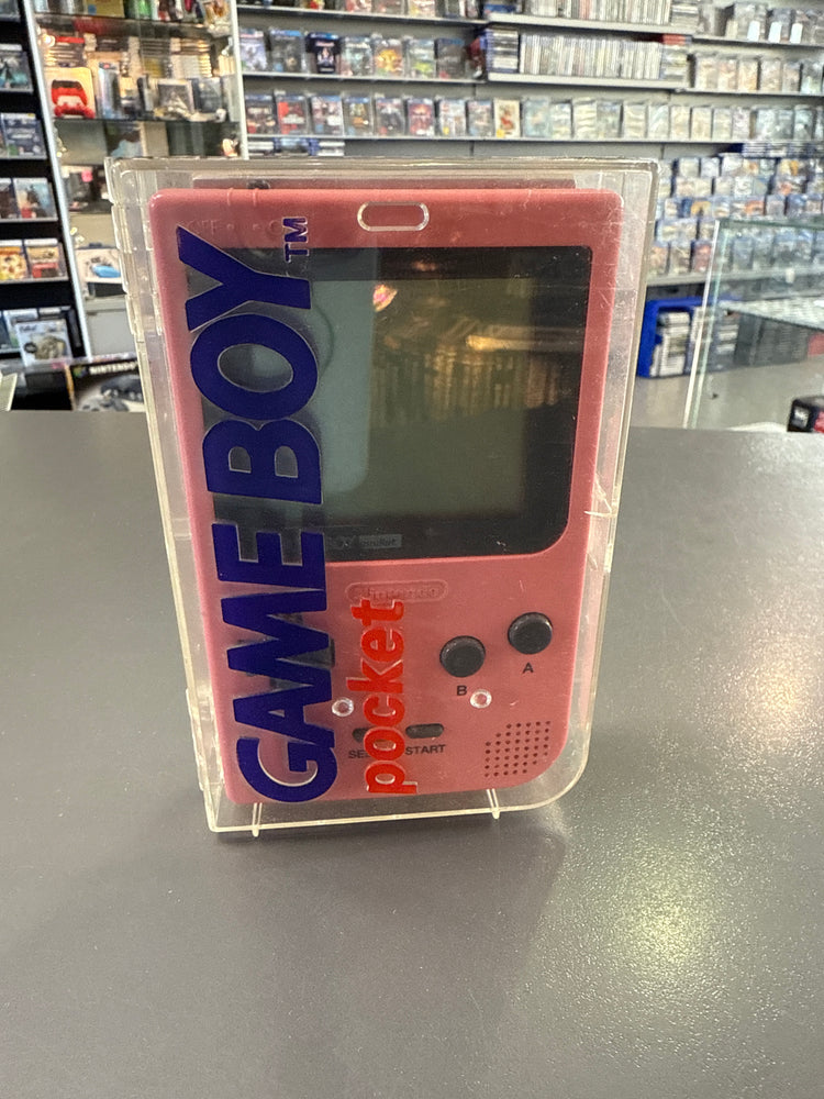 Original Nintendo Game Boy Pocket Konsole in Pink gebraucht inkl. Case. Retro-Handheld für Sammler und Gaming-Fans jetzt entdecken.