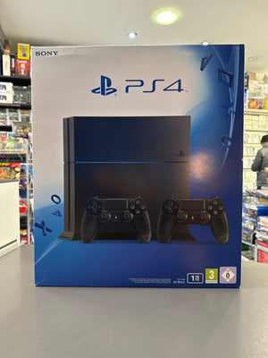 Sony PlayStation 4 CUH-1216B Jet Black mit zwei Controllern – gebraucht