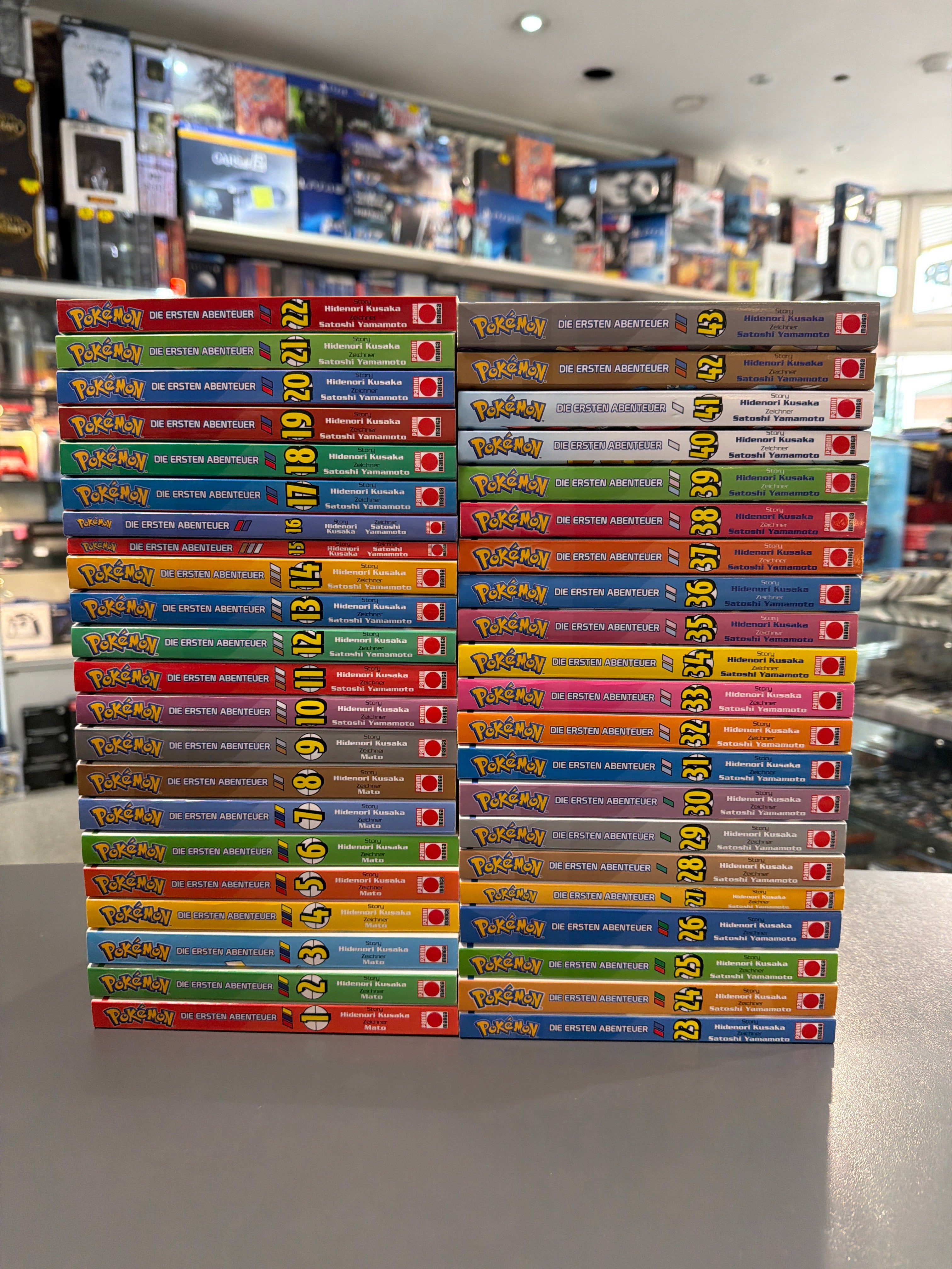 Pokémon Die ersten Abenteuer Komplettband 1 bis 43 Manga Reihe als gebrauchtes Set