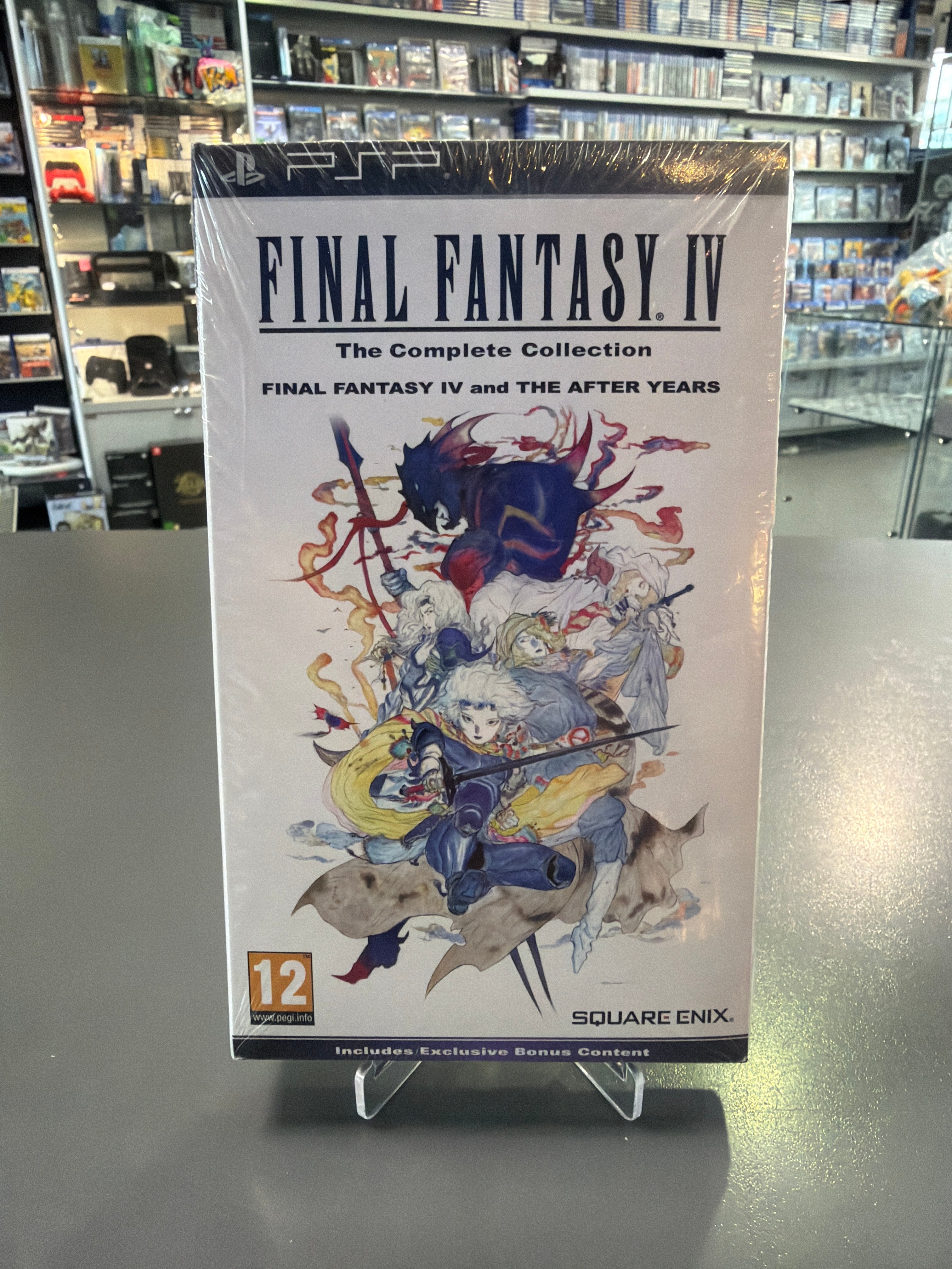 Final Fantasy IV Die komplette Sammlung für Sony PSP in original werkseitig versiegelter Verpackung als seltenes Sammlerstück.
